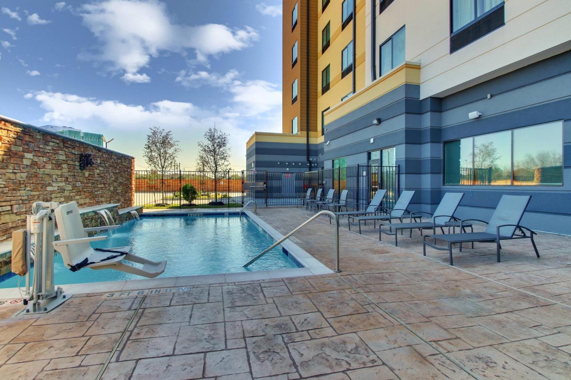 Fairfield Inn And Suites By Marriott Houston Brookhollow Екстер'єр фото