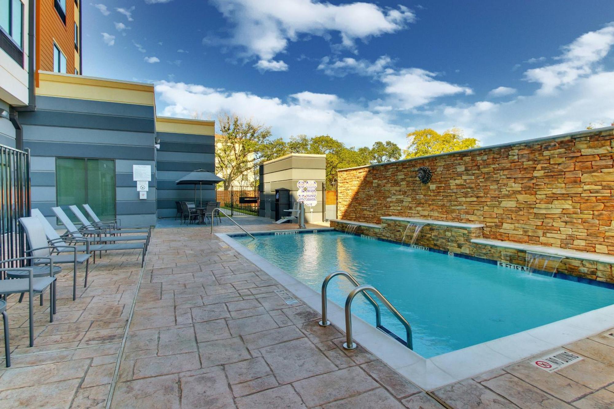 Fairfield Inn And Suites By Marriott Houston Brookhollow Екстер'єр фото